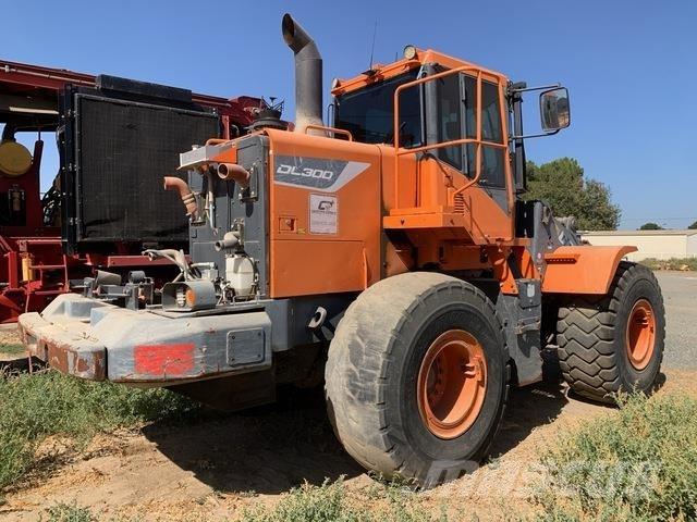Doosan DL300-5 Kolesni nakladalci