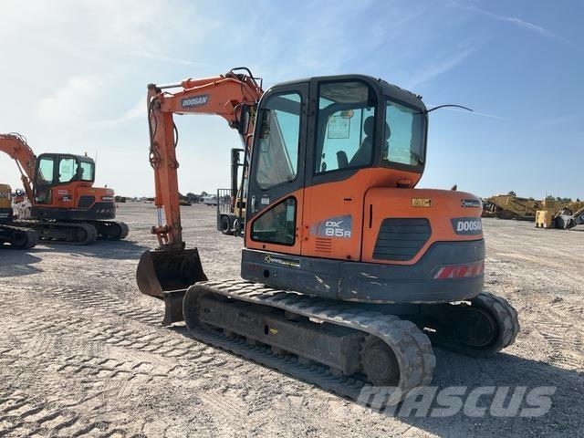 Doosan DX85R-3 Bagri goseničarji