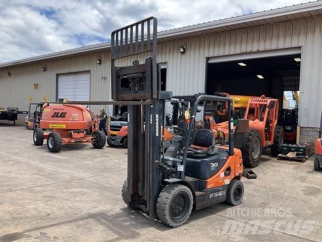Doosan G30P-5 Gradbeništvo - drugo
