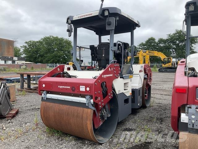 Dynapac CC2200 Dvojni valjarji