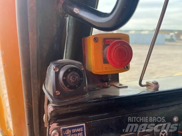  EMT 600 Tovornjaki cisterne