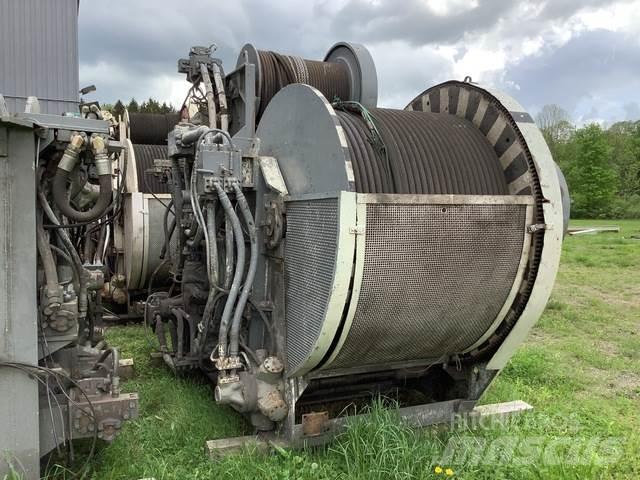  Favco STD-1500 Stolpni žerjavi