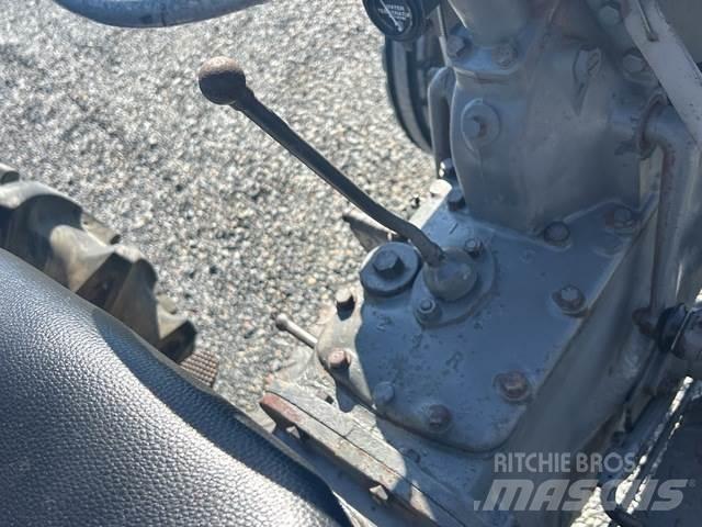 Ferguson TE20 Drugo