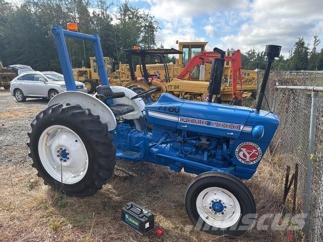 Ford 2000 Traktorji
