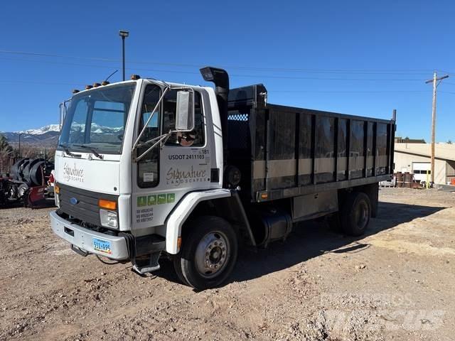 Ford CF8000 Kiper tovornjaki