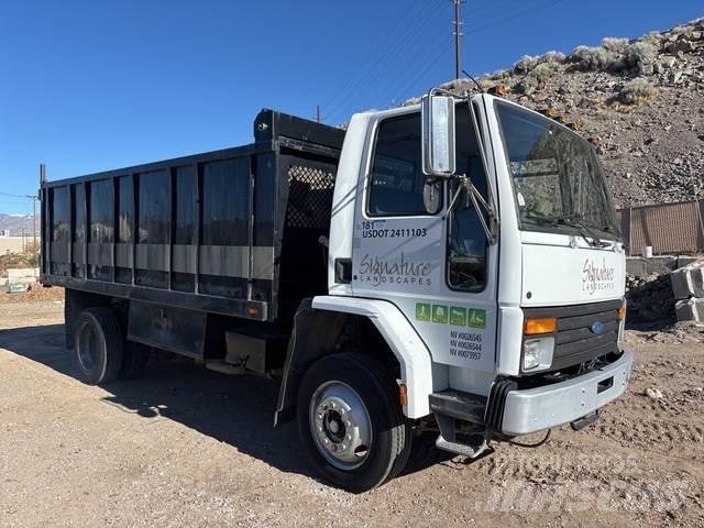 Ford CF8000 Kiper tovornjaki