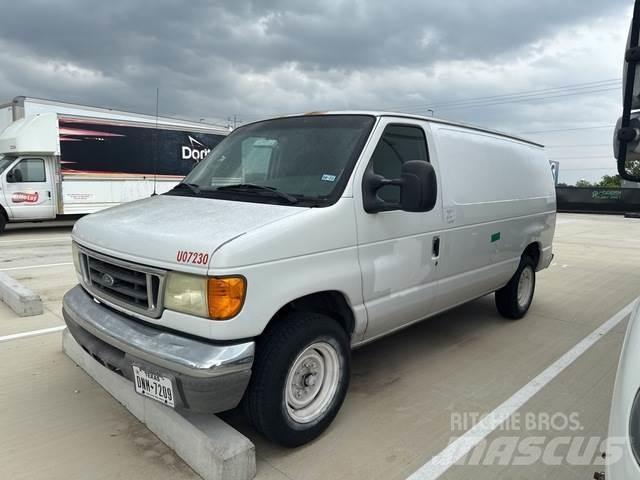 Ford E-150 Dostavna vozila / kombiji