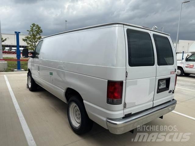 Ford E-150 Dostavna vozila / kombiji