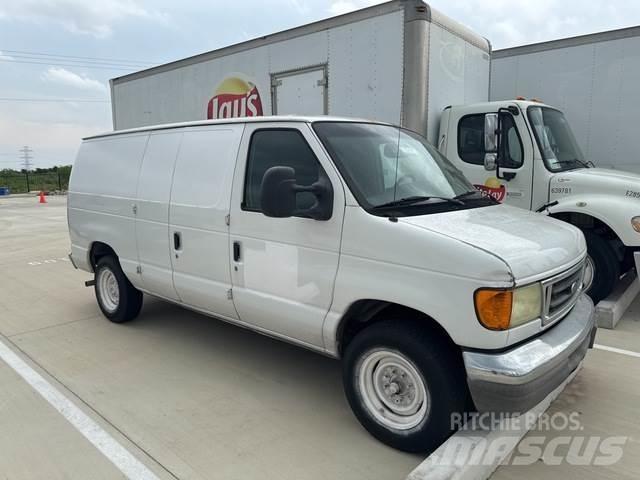 Ford E-150 Dostavna vozila / kombiji