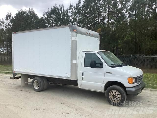 Ford E-350 Tovornjaki zabojniki