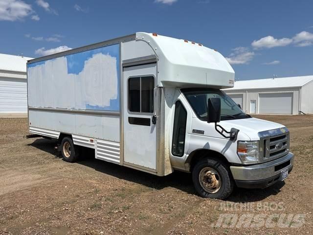 Ford E-350 Tovornjaki zabojniki