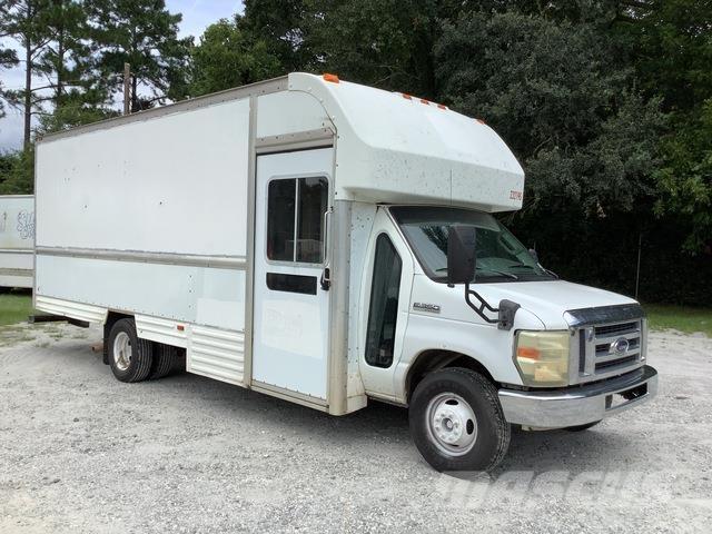 Ford E-350 Dostavna vozila / kombiji