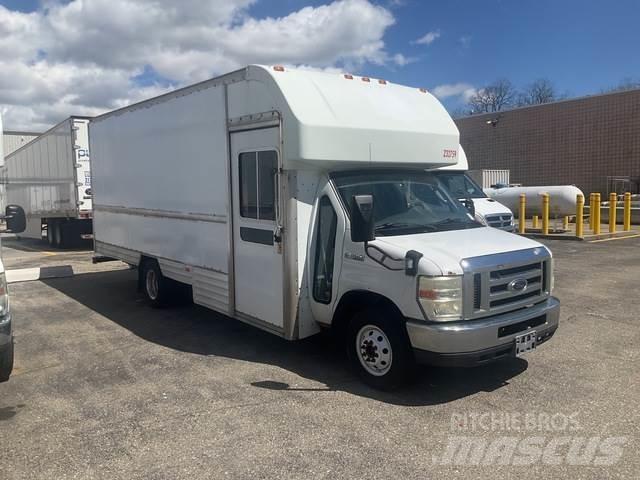 Ford E-350 Tovornjaki zabojniki
