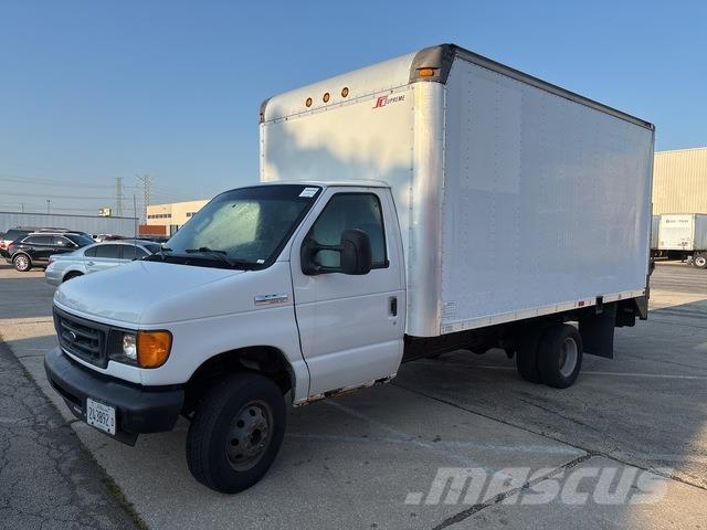 Ford E-350 Dostavna vozila / kombiji