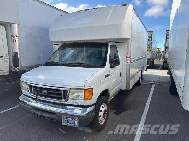 Ford E-350 Zabojni kombi