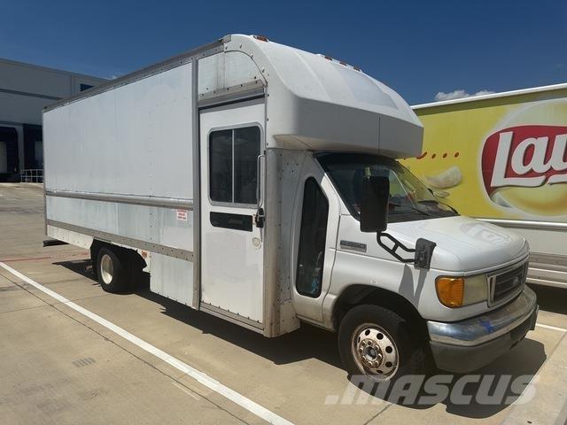 Ford E-350 Zabojni kombi