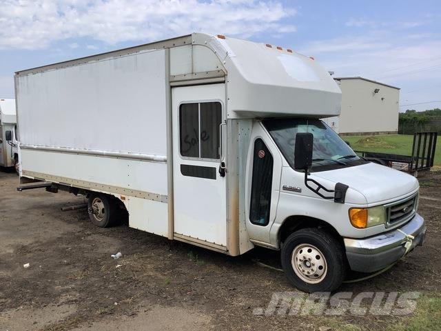 Ford E-350 Zabojni kombi