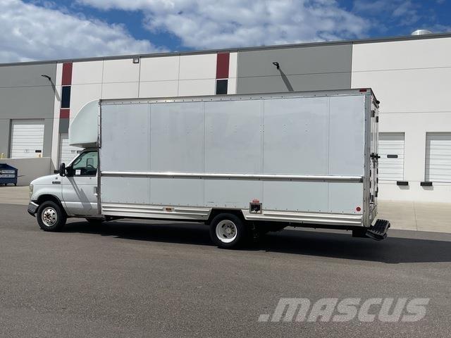 Ford E-350 Tovornjaki zabojniki