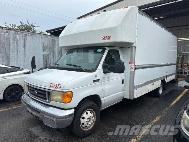 Ford E-350 Zabojni kombi
