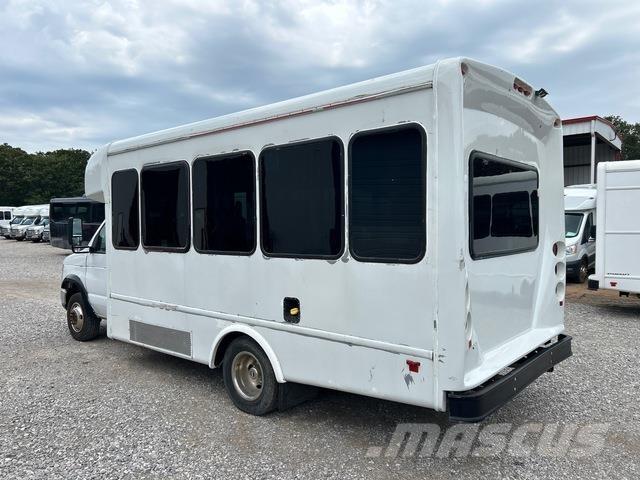 Ford E-350 Mini avtobusi