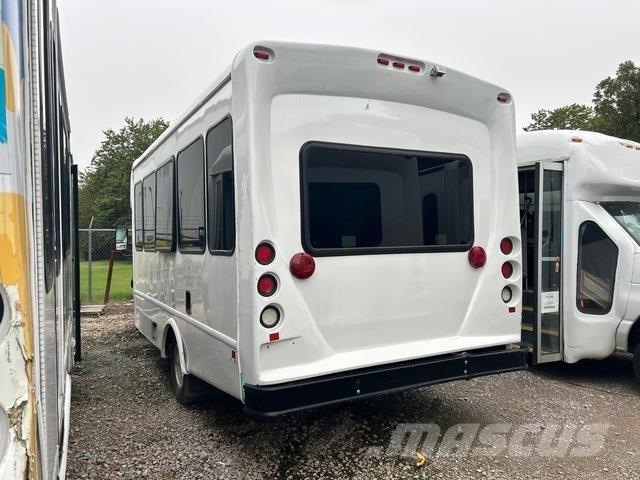 Ford E-350 Mini avtobusi