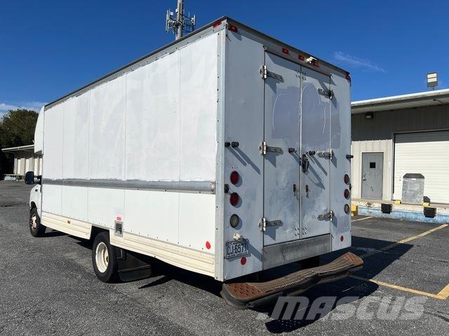 Ford E-350 Tovornjaki zabojniki