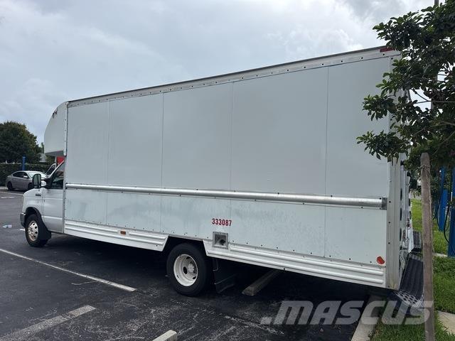 Ford E-350 Tovornjaki zabojniki