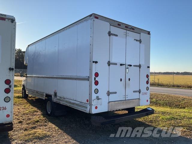 Ford E-350 Tovornjaki zabojniki