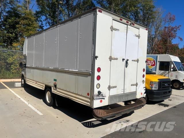 Ford E-350 Dostavna vozila / kombiji