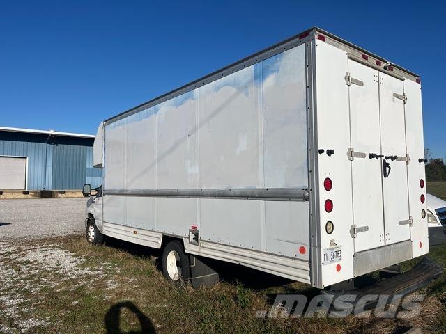 Ford E-350 Dostavna vozila / kombiji