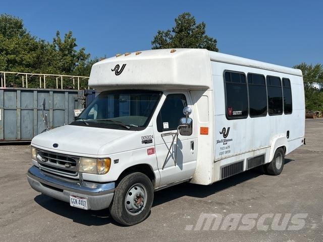 Ford E-450 Mini avtobusi