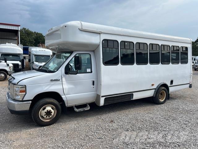Ford E-450 Mini avtobusi