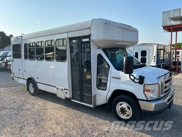 Ford E-450 Mini avtobusi