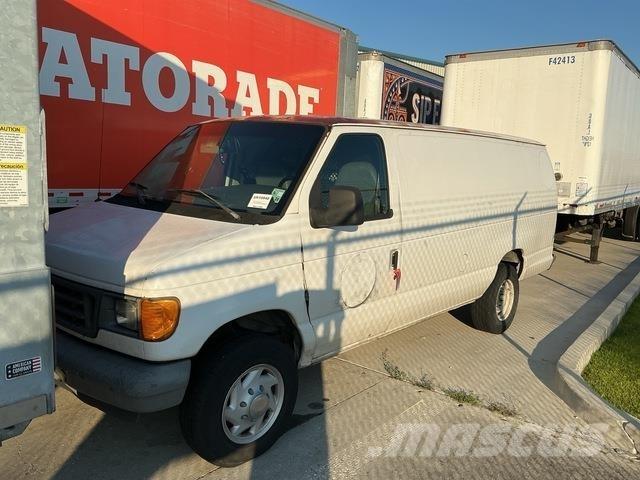 Ford E350 Tovornjaki zabojniki