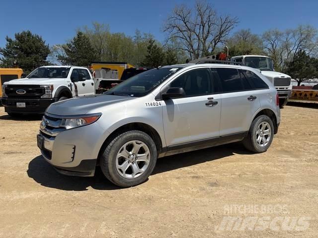 Ford Edge SE Avtomobili