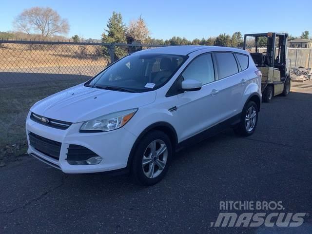 Ford Escape Avtomobili