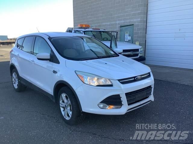 Ford Escape Avtomobili