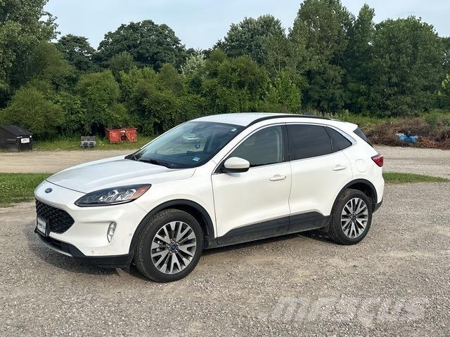 Ford Escape Avtomobili