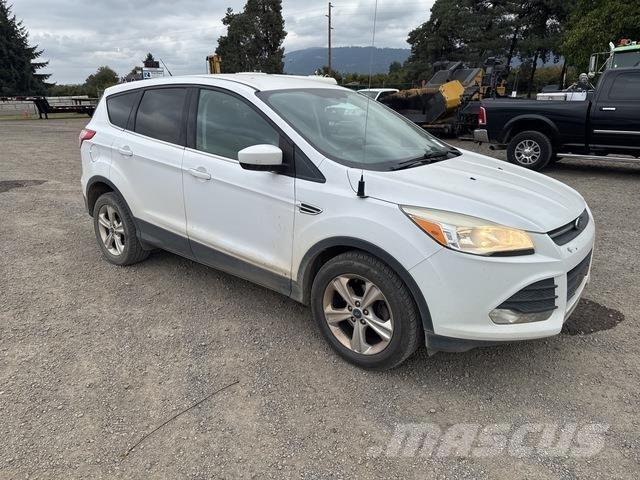Ford Escape Avtomobili