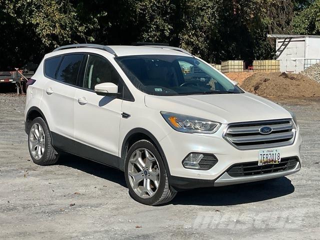 Ford Escape Avtomobili