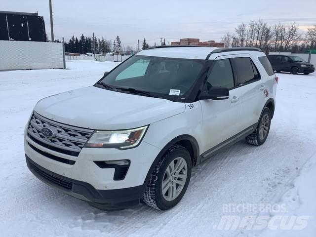Ford Explorer Avtomobili
