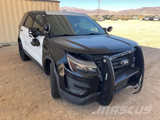 Ford Explorer Avtomobili