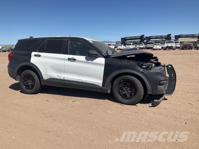 Ford Explorer Avtomobili