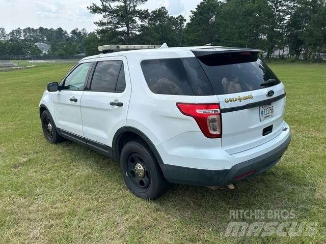 Ford Explorer Avtomobili
