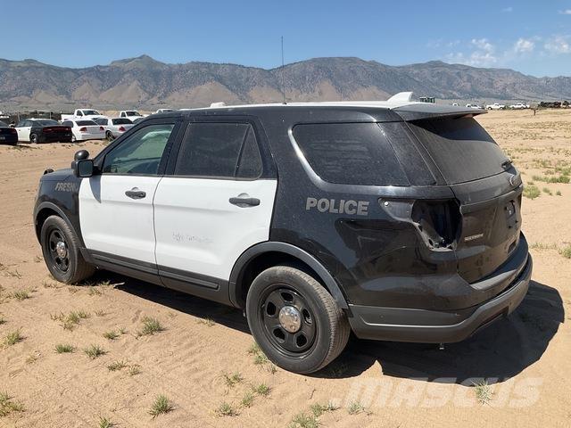 Ford Explorer Avtomobili