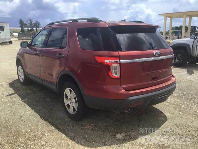 Ford Explorer Avtomobili