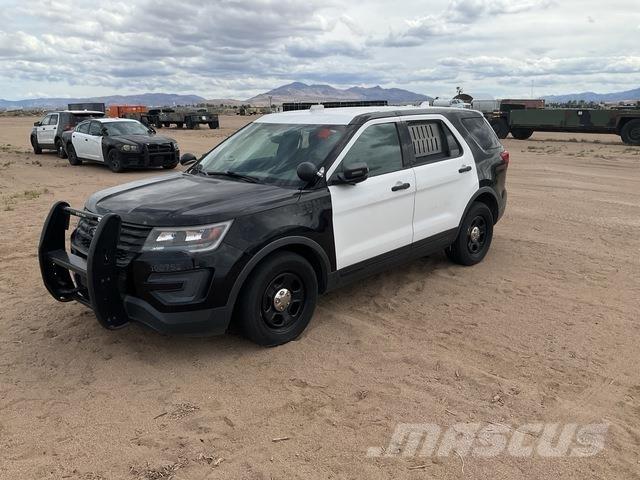 Ford Explorer Avtomobili