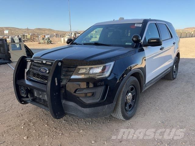 Ford Explorer Avtomobili