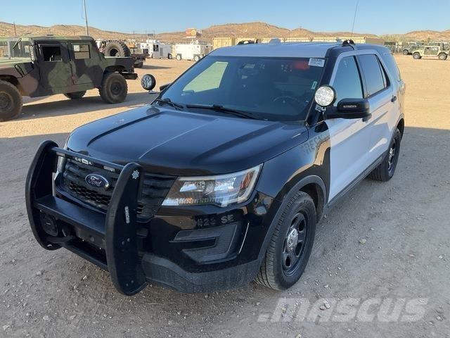 Ford Explorer Avtomobili