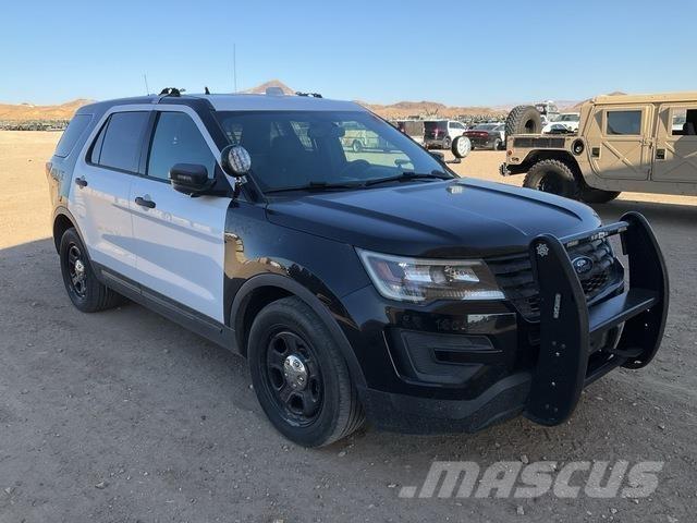 Ford Explorer Avtomobili